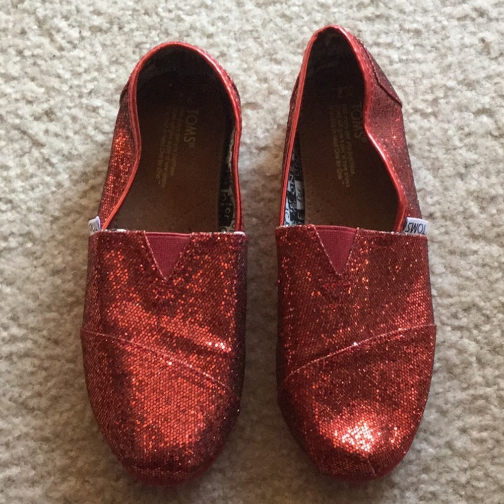 2 Youth Red Sparkle Toms